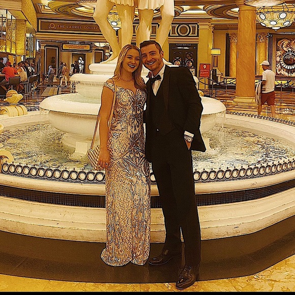 Windsor Formal Sequin Cream Long Dress Size Small - Picture 4 of 4